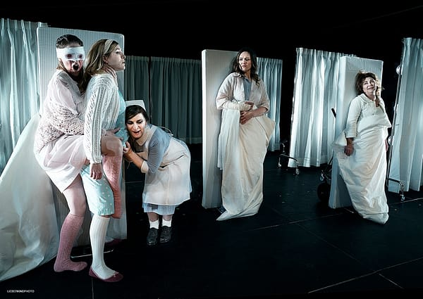 DEN SIDSTE GUD/ THE LAST DEITY Set and costume design by Gøje Rostrup Teater V, De Damer, 2018